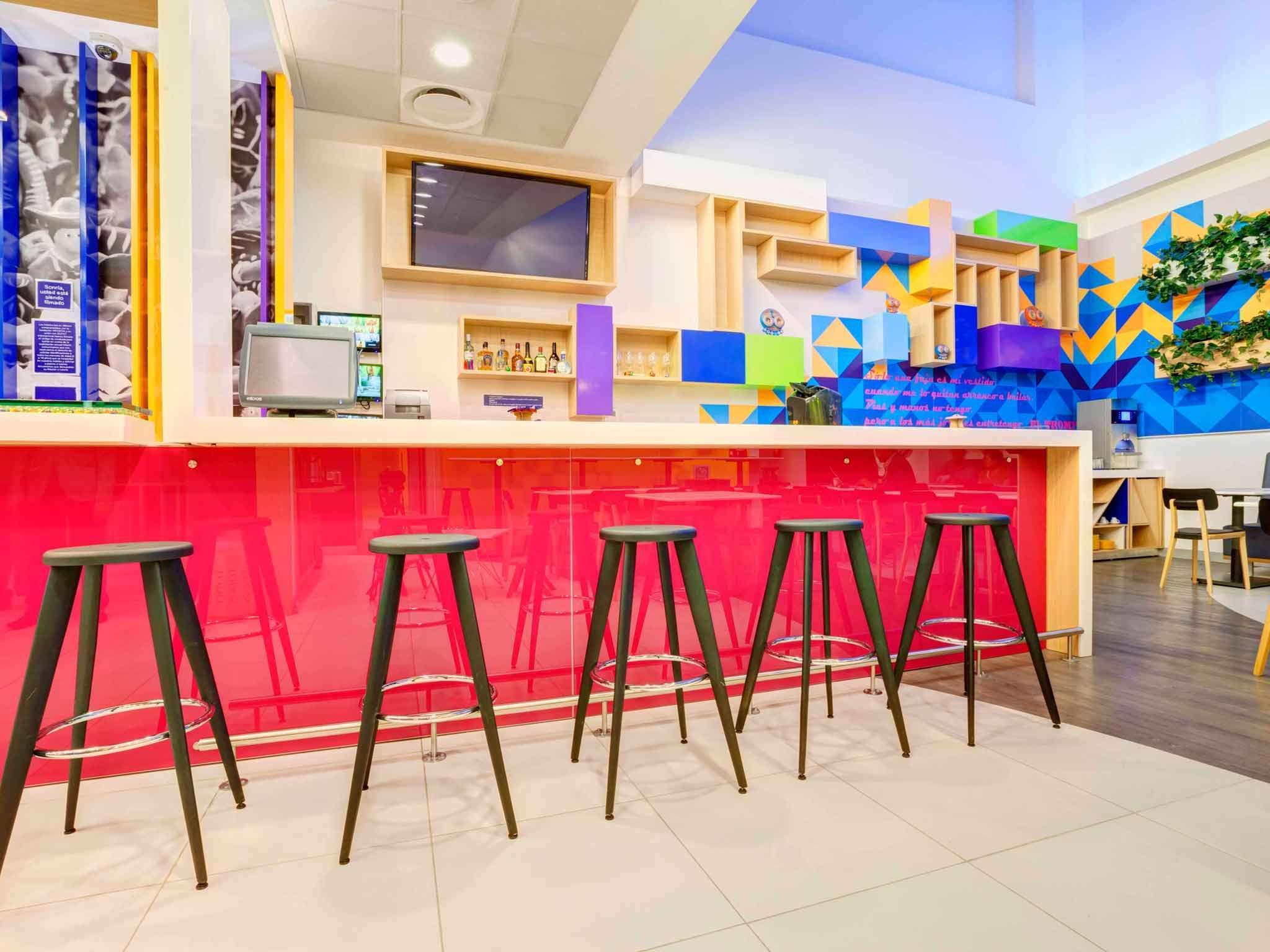 Ibis Styles Mexico Reforma Hotel Exterior photo